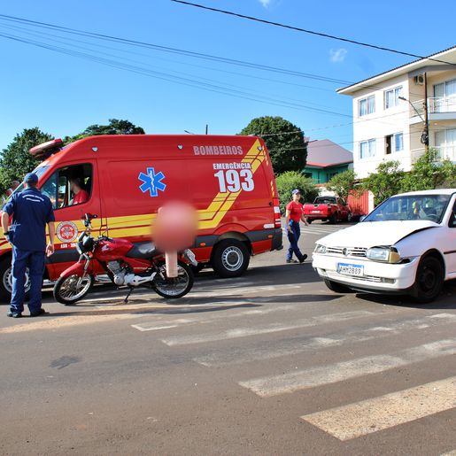 Colisão frontal deixa homem ferido no centro de SMO