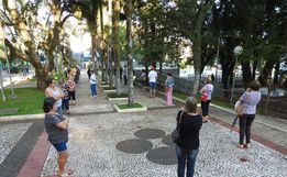 SMO: Procura pela vacina contra a gripe é intensa na praça central 