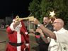 Grande público acompanha o acionamento das luzes de Natal na praça de São João do Oeste
