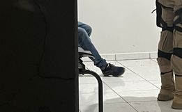 Homem é preso em flagrante com arma após fugir da PM em São Miguel do Oeste