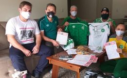 Consulados da Chape arrecadam quase R$ 20 mil para campanha Ame Sofia Helena