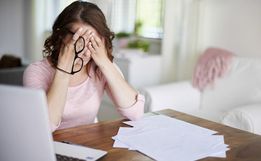 Psicóloga relata problemas com mudanças no sistema de ensino