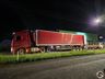 Moradores e comerciantes retiram materiais e pertences devido cheia do Rio Uruguai