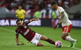 Flamengo pressiona, mas Keiller brilha e Inter segura empate no Maracanã