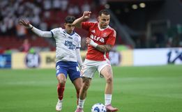 Bahia marca nos acréscimos e arranca empate com o Inter