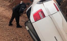 Após assaltar Cooperativa, homem capota carro e é preso em Chapecó