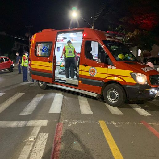 Colisão entre duas motos deixa homem ferido em São Miguel do Oeste