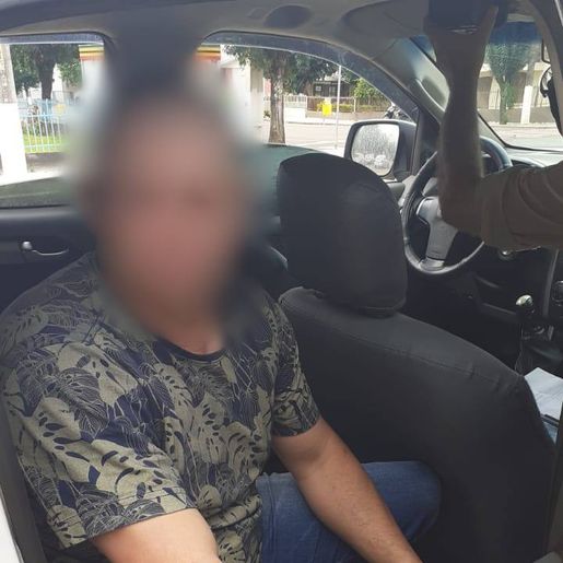 PM prende homem com mandado de prisão em aberto por homicídio