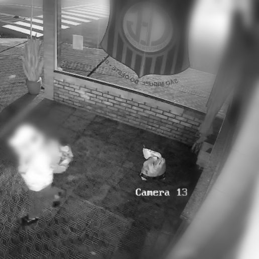 Criminoso invade restaurante e furta dinheiro do caixa em SMOeste
