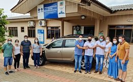 Guarujá do Sul adquire novo veículo para transporte de pacientes