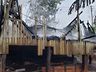 Incêndio destroi casa às margens da SC-163