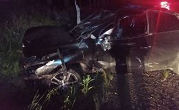 Dois morrem em capotamento de veículo após fuga da PRF na BR 158