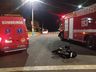 Colisão entre carro e moto deixa jovem ferido no centro 