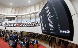 Proposta de aumento do salário dos professores em SC é aprovada