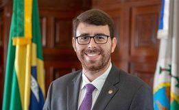 Irmã, noiva e primos de prefeito de Magé viram secretários
