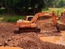 Seguem as obras de construção das cabeceiras para a nova ponte