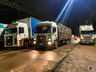 VÍDEO: Mesmo sob chuva e frio, manifestantes sustentam bloqueio no trevo de SMOeste