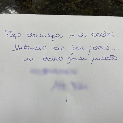 Mulher colide em carro e deixa bilhete pedindo desculpas em SMO