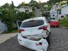 Colisão entre carro e moto deixa motociclista ferido