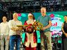 Show de Simão Wolf encerra programação de Natal em São Miguel do Oeste