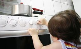 Bombeiros dão dicas para prevenir acidentes domésticos com crianças e idosos