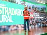 Governo lança programa de R$ 2,5 bilhões para asfaltar estradas rurais em todos os municípios