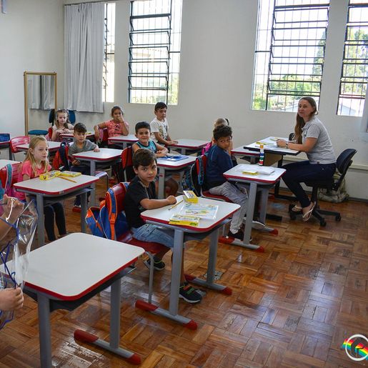 Especialistas alertam sobre riscos de volta às aulas na fase atual da pandemia em SC