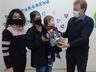 Santa Helena mantém entrega de agasalhos mesmo sem aulas presenciais