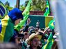 Imagens: Manifestantes pedem intervenção Federal em frente ao 14ºRCMec