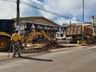 Empresa realiza reparos na Avenida Gustavo Fetter, em Iporã do Oeste