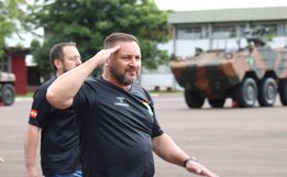 Formatura no 14º RCMec homenageia Oficiais da Reserva e recebe veteranos