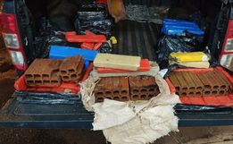 Traficante gaúcho descobre ao ser parado em blitz em MS que transportava tijolos em vez de drogas