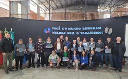 Encontro com ex-fumantes reúne mais de 100 pessoas em São João do Oeste