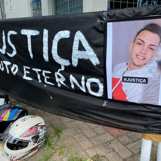 Motociclistas fazem protesto e pedem justiça após morte de jovem