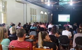 CRE de Itapiranga promove capacitação de professores para atuarem na educação especial