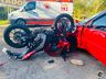 Acidente entre moto e carro deixa dois feridos na SC 163, em Itapiranga