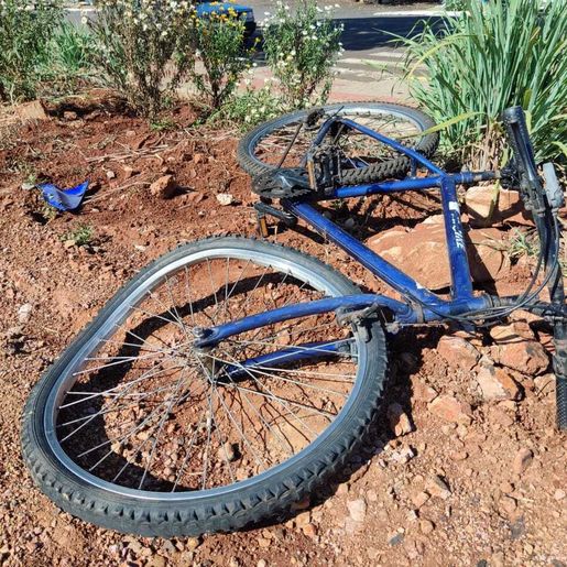 Ciclista fica ferido ao colidir contra motocicleta em São José do Cedro