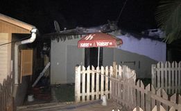 Casa é destruída por incêndio em Mondaí