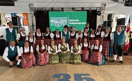 Comitiva de Itapiranga prestigia a Kerbfest em Blumenau