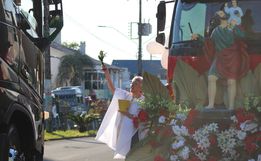 Festa do Colono e Motorista reúne centenas de veículos em SMOeste