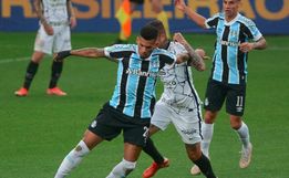 Grêmio perde para o Corinthians na Arena e segue na zona de rebaixamento