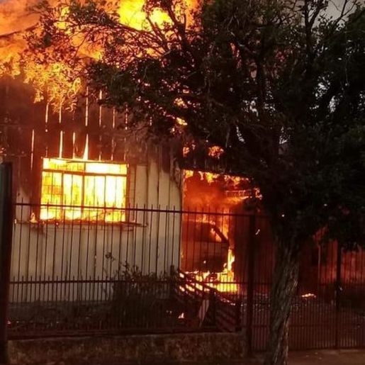 Criança de dez anos salva vida do pai em incêndio