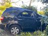 Veículo capota em ultrapassagem na SC 163 em Itapiranga