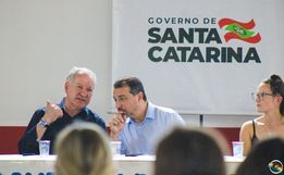 Governador Moisés inaugura asfalto na comunidade da linha Fátima; vídeo