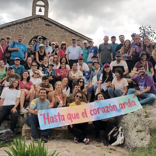 Colégio Sagrada Família de Itapiranga participa de evento internacional
