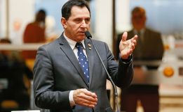 AUDIO: Carro com deputado Coronel Mocellin capota na BR-282 ao desviar de outro veículo 