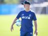 Grêmio busca armador após Mano esgotar testes: "Edenilson é um extraordinário coadjuvante"