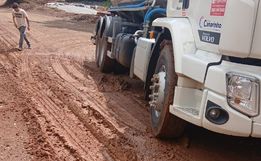 Chuvas causam estragos e Secretaria de Obras de Guaraciaba acelera recuperação de estradas