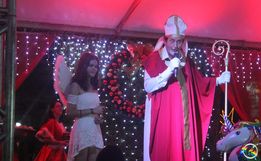 Itapiranga comemora Dia de São Nicolau com acendimento das luzes de Natal