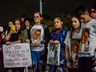 VÍDEO: manifestação pela morte de jovem é marcada por fortes emoções